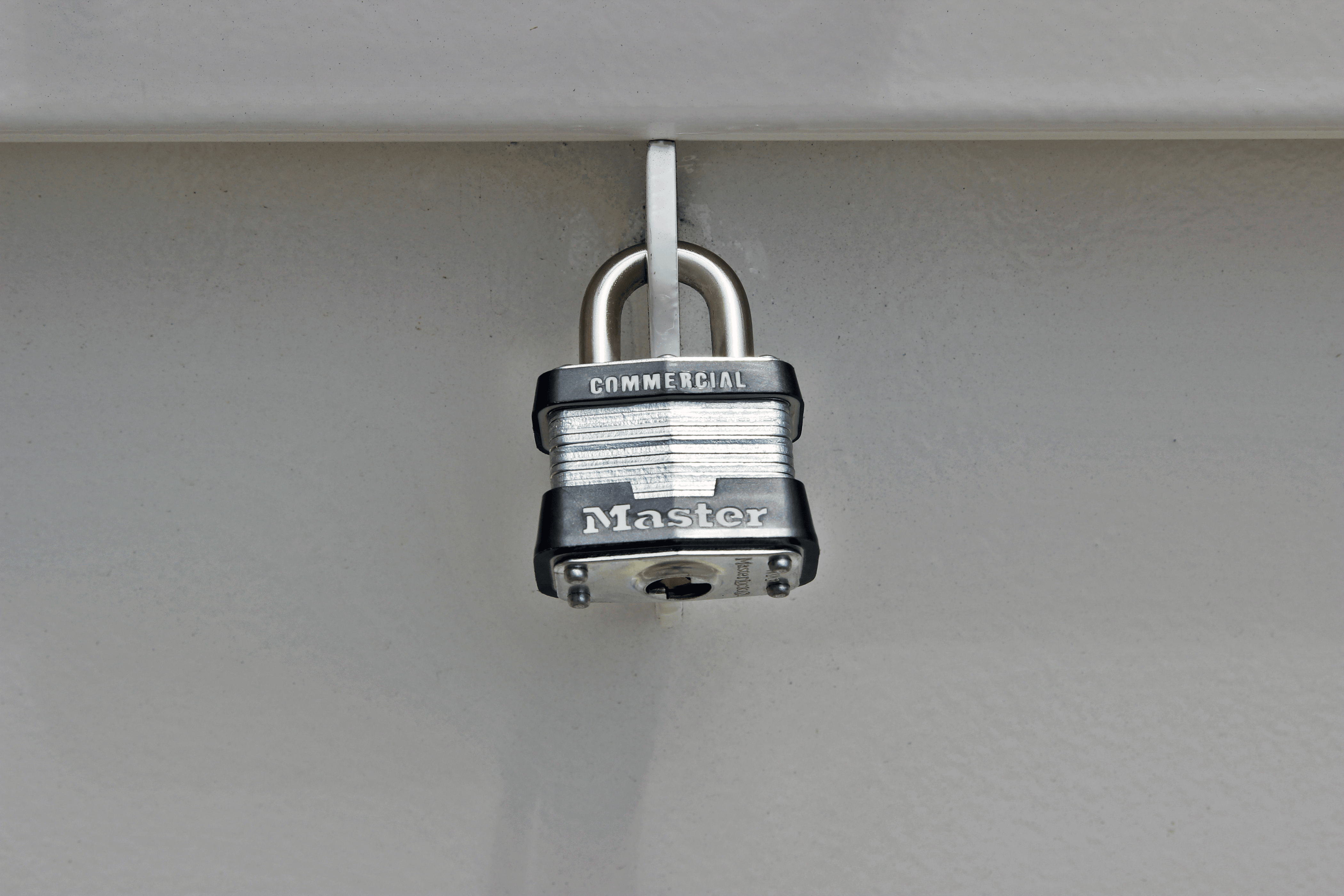 Master Lock 3 Laminated Steel Padlock 1-9/16in (40mm) Wide ...